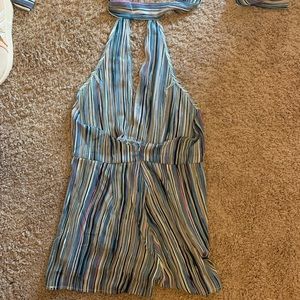 Keyhole halter romper